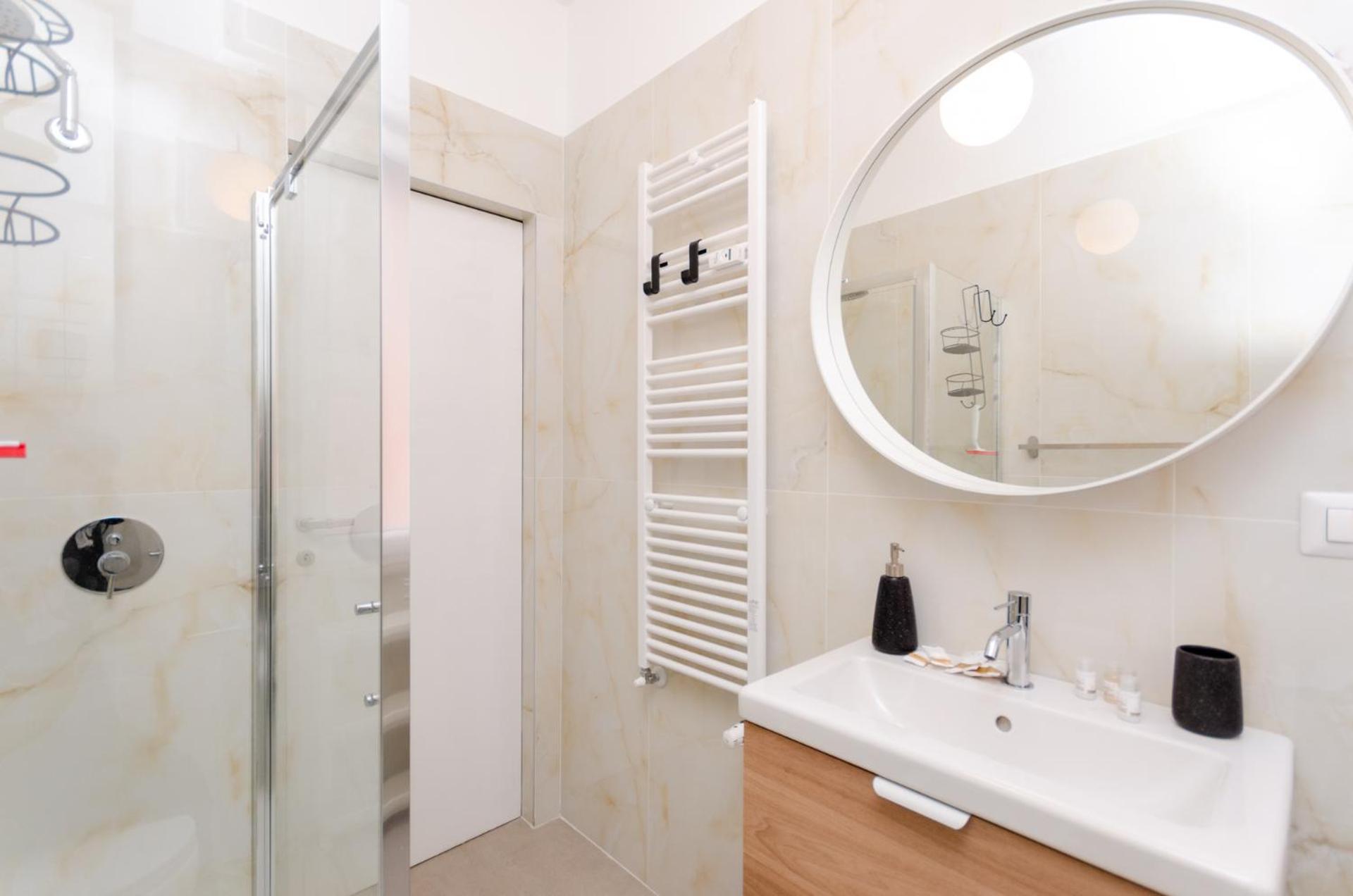 Vivimi Home Fiordalisi Stile & Comfort Vicino Metro Milan Bagian luar foto