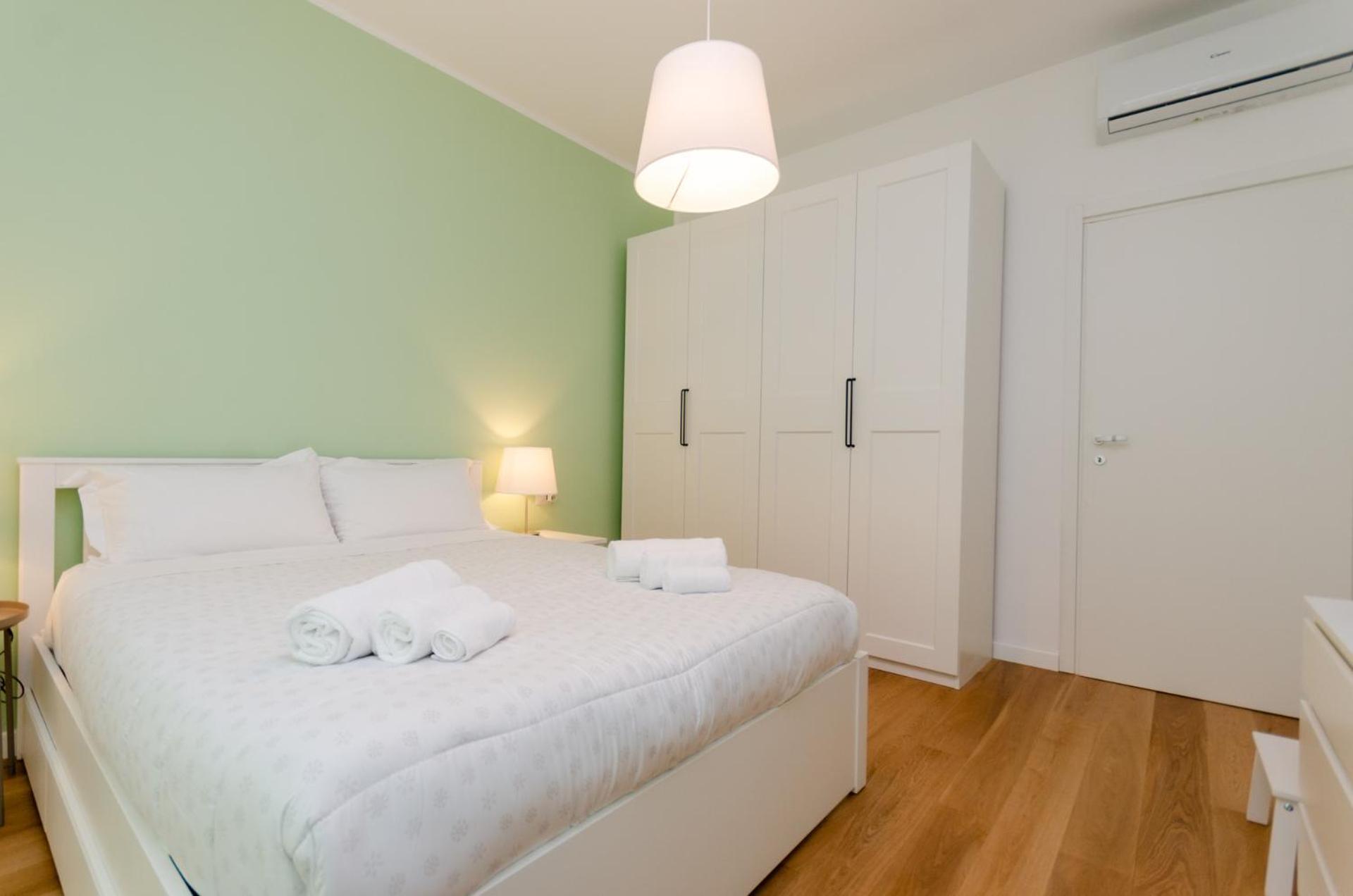 Vivimi Home Fiordalisi Stile & Comfort Vicino Metro Milan Bagian luar foto